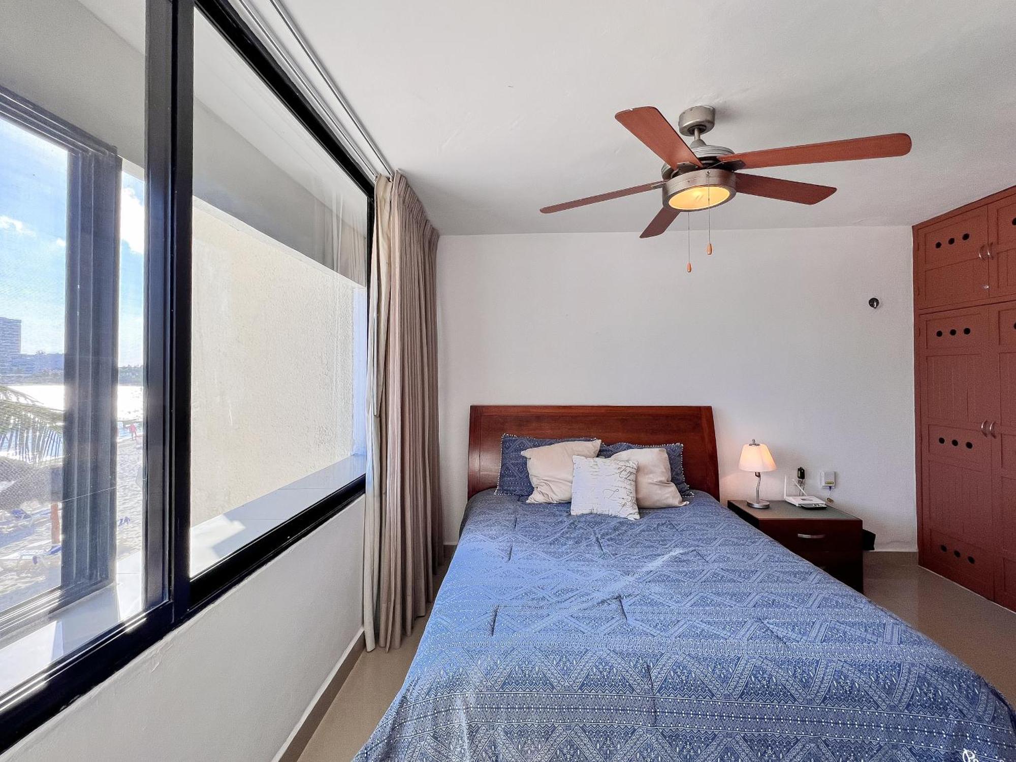 Apartment Mar De Cancun, Beautiful 2br 2ba Overlooking Spectacular View! *