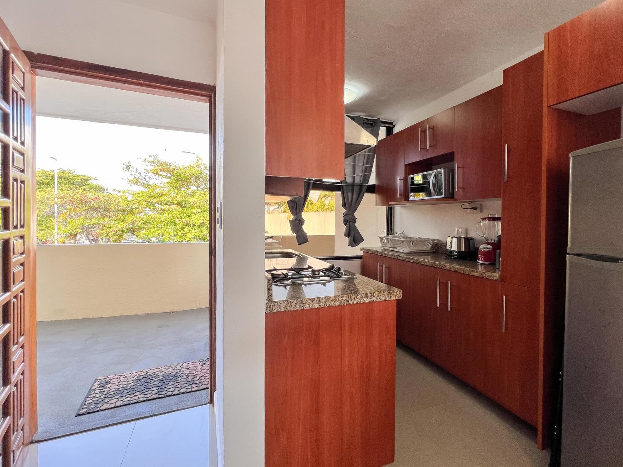 Mar De Cancun, Beautiful 2br 2ba Overlooking Spectacular View! * Cancun