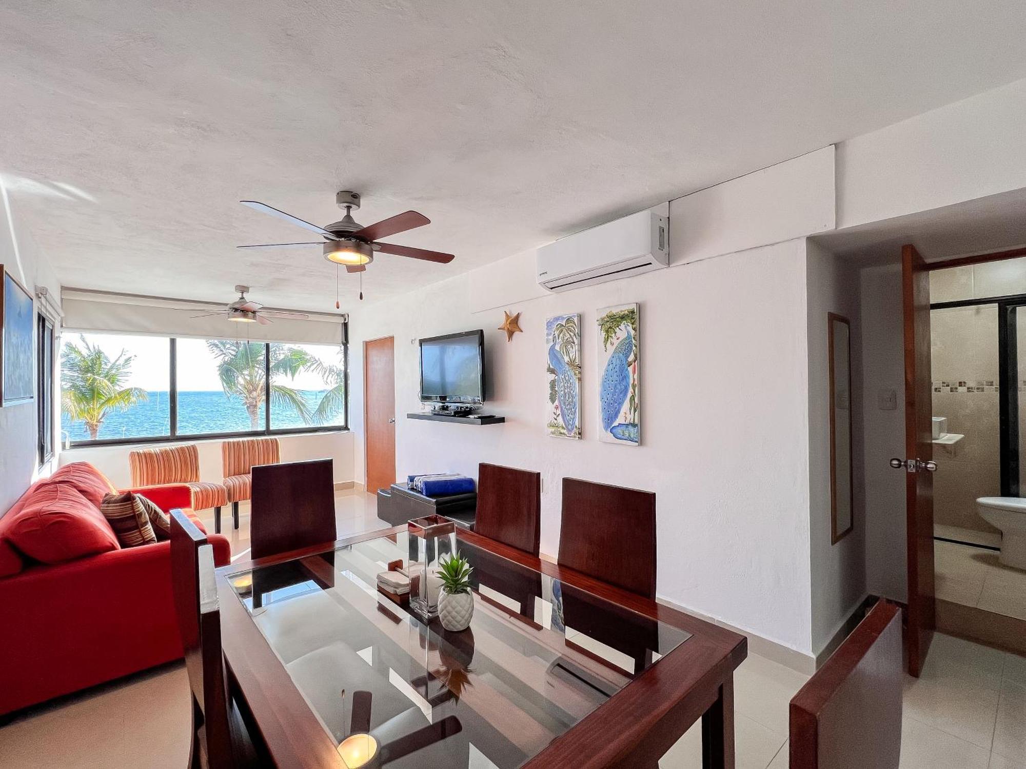 Mar De Cancun, Beautiful 2br 2ba Overlooking Spectacular View! * Cancun