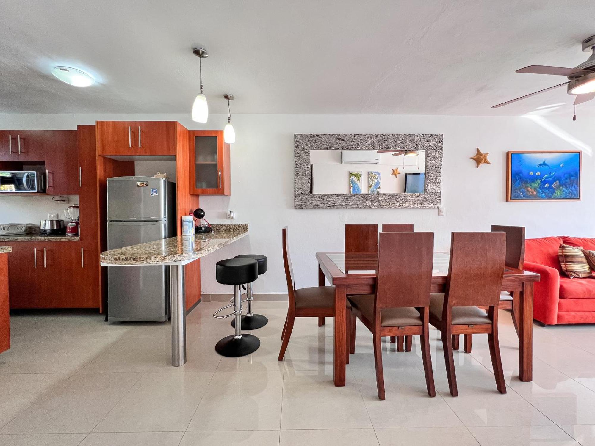 Mar De Cancun, Beautiful 2br 2ba Overlooking Spectacular View! Cancun