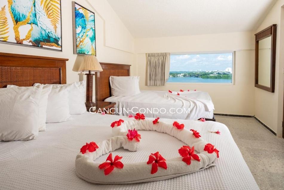 2 Story Oceanfront Penthouses On Beach! Apartahotel
