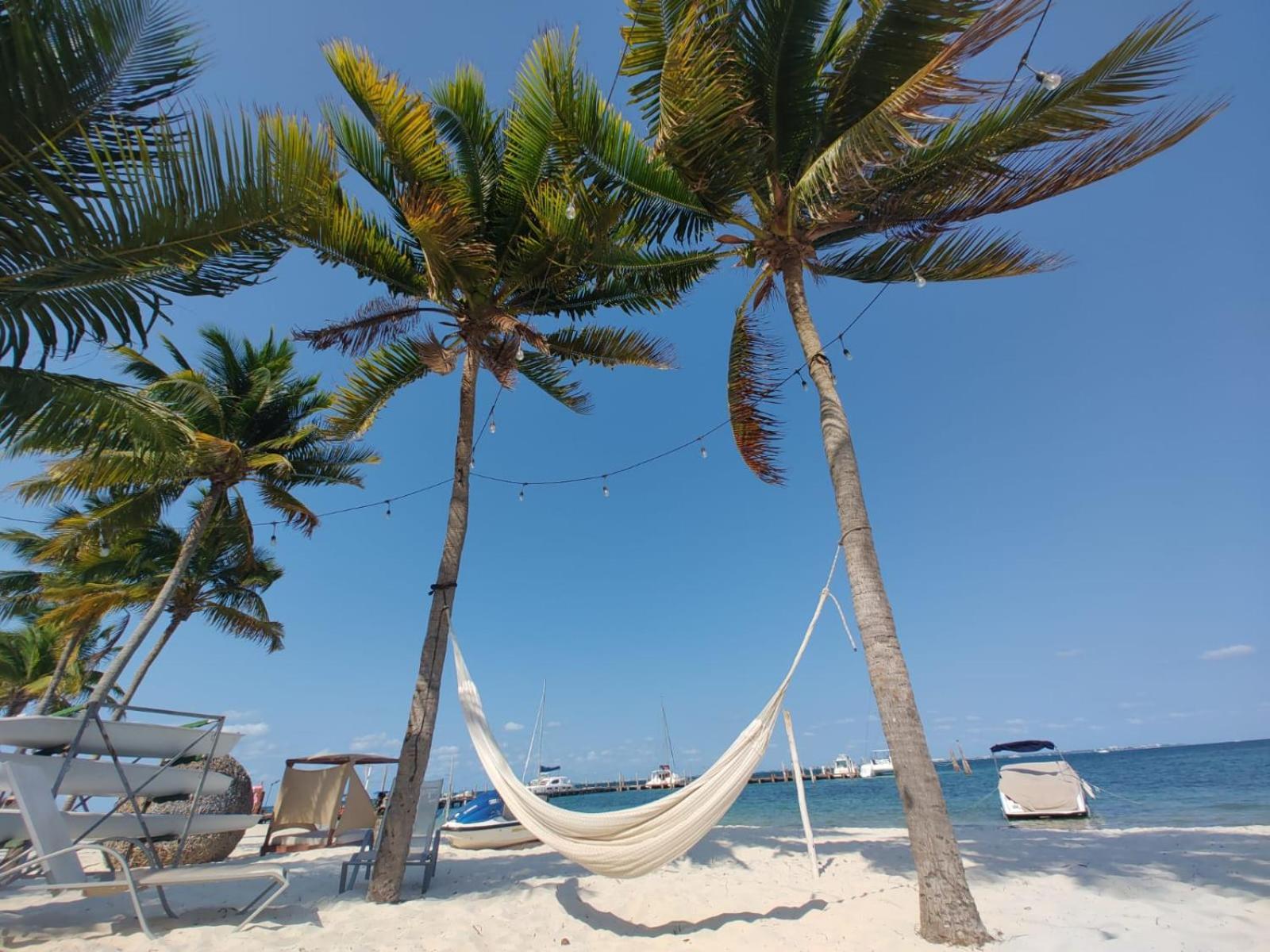 On The Surfers Sunrise Haven 3 * Cancún