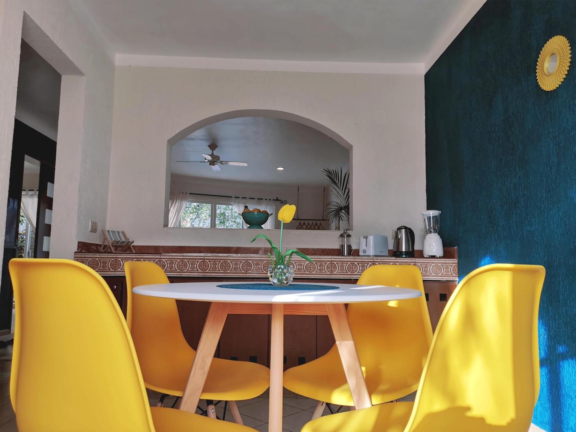 Beautiful & Cozy Near Pool & Kingsize Bed Apartamento