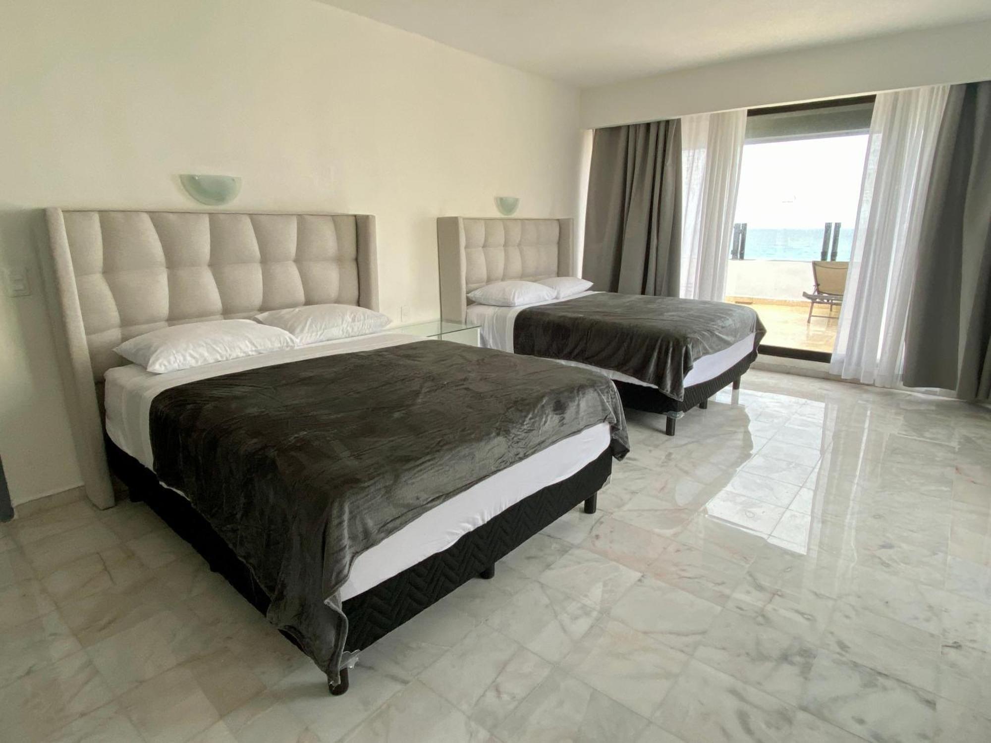 In Ocean Front Aparthotel