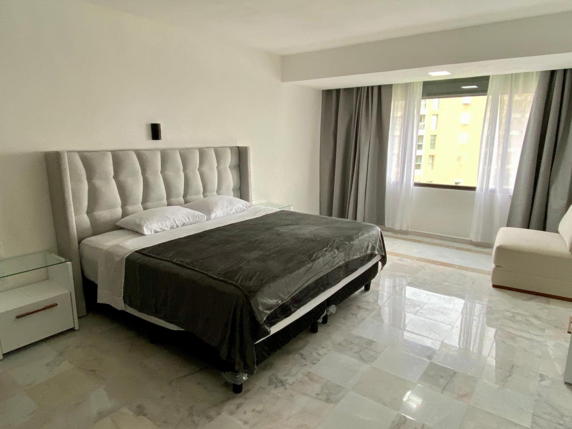 Aparthotel In Ocean Front Cancun