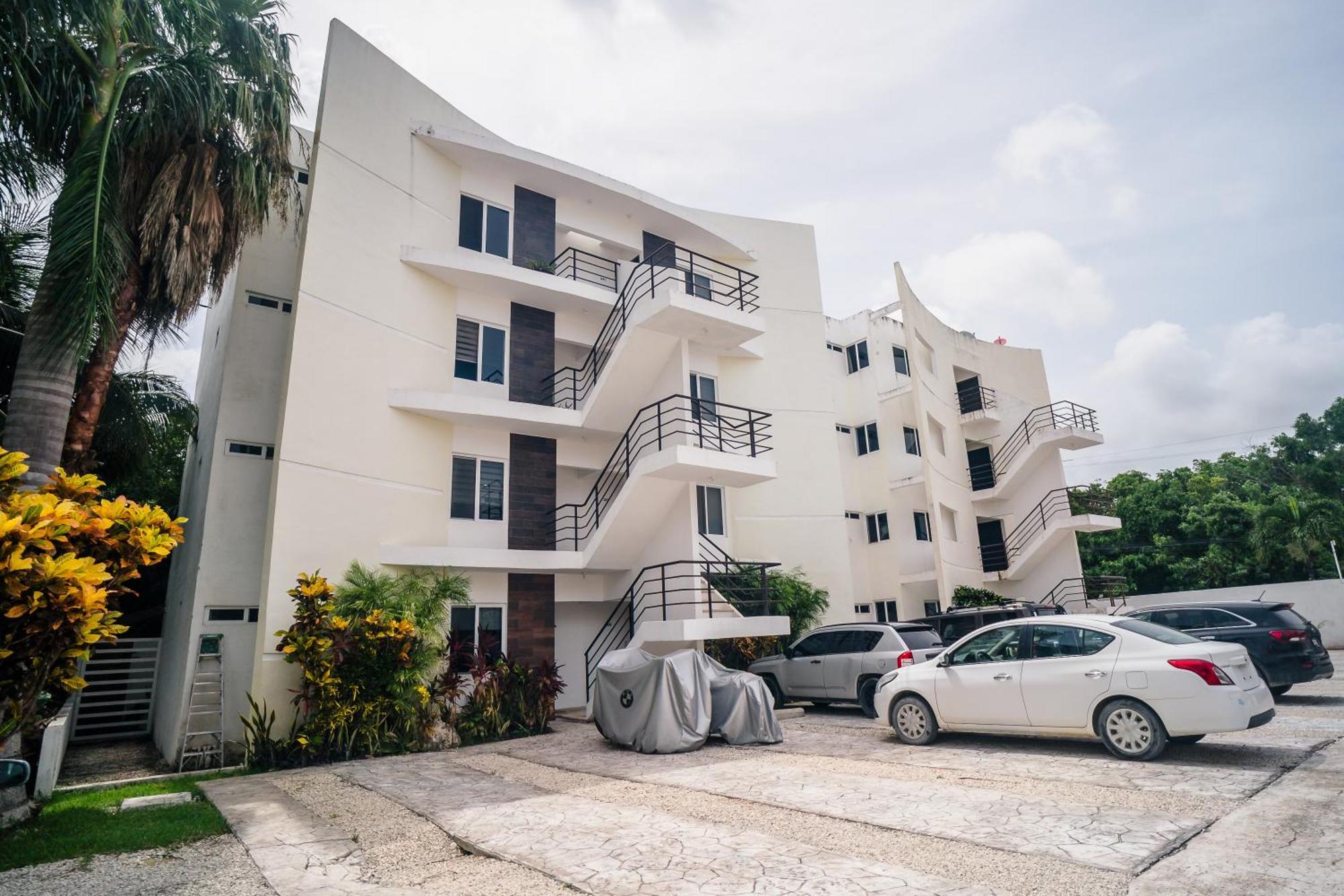 Departamento Planta Baja, Junto A La Alberca En Apartamento *