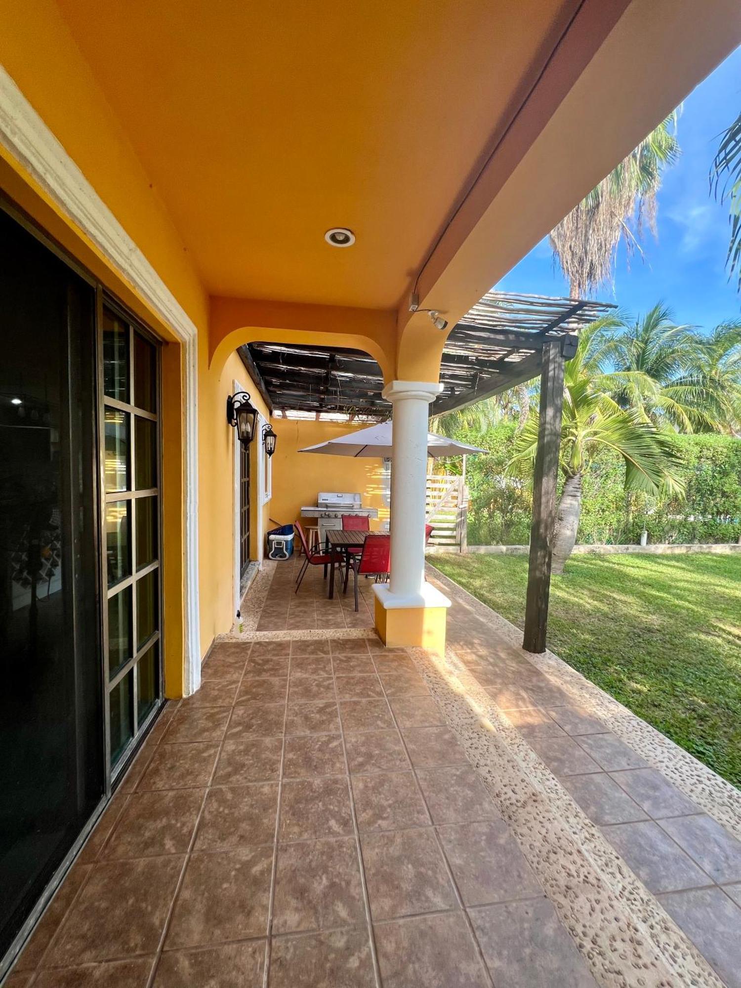 Cancun-soho Bed and breakfast 2*