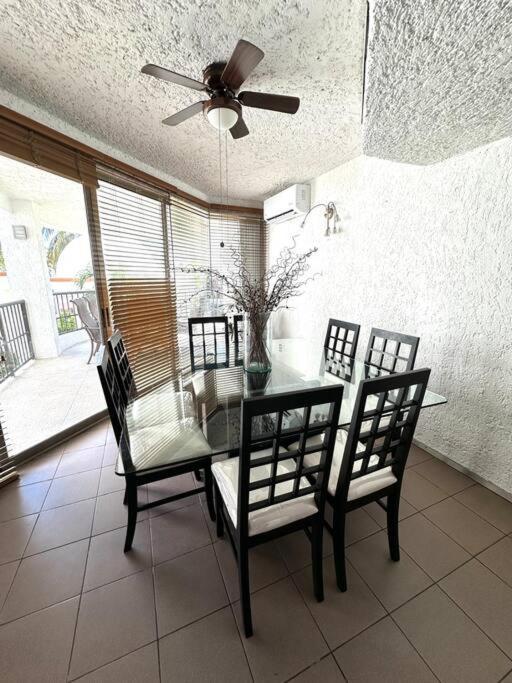 Beachside House In Zone With Bbq And Luxury Amenities * Cancun