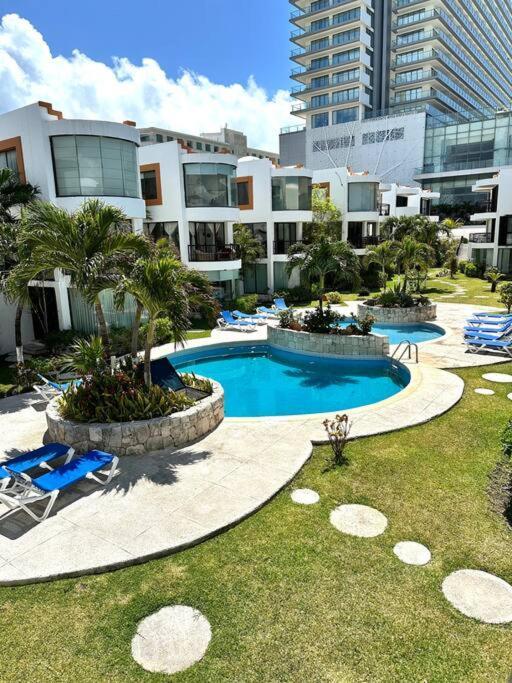 Beachside House In Zone With Bbq And Luxury Amenities
