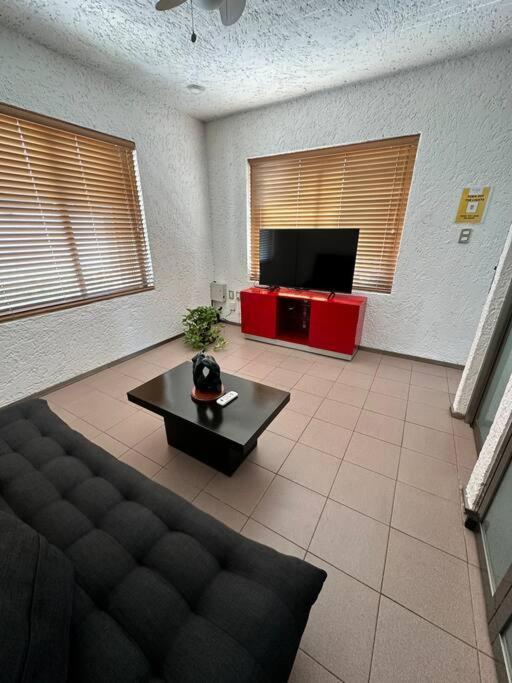 Beachside House In Zone With Bbq And Luxury Amenities