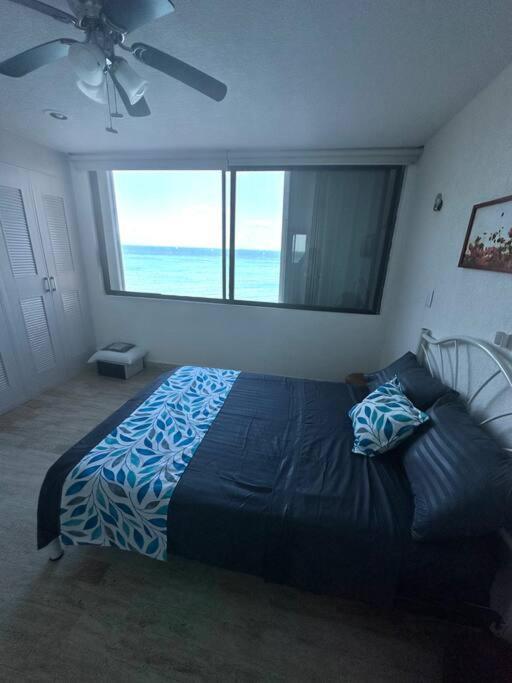 Apartamento Escape To Serenity By The Sea! Beachfront With Pool, Just 5 Minutes From The Ferry *