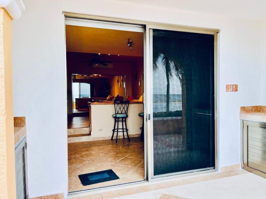 Punta Me Beach Front In The & Waterpark Apartamento *