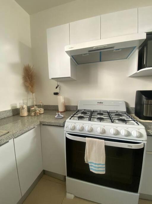 Casa Vallejo En Residencial Becquer * Cancún