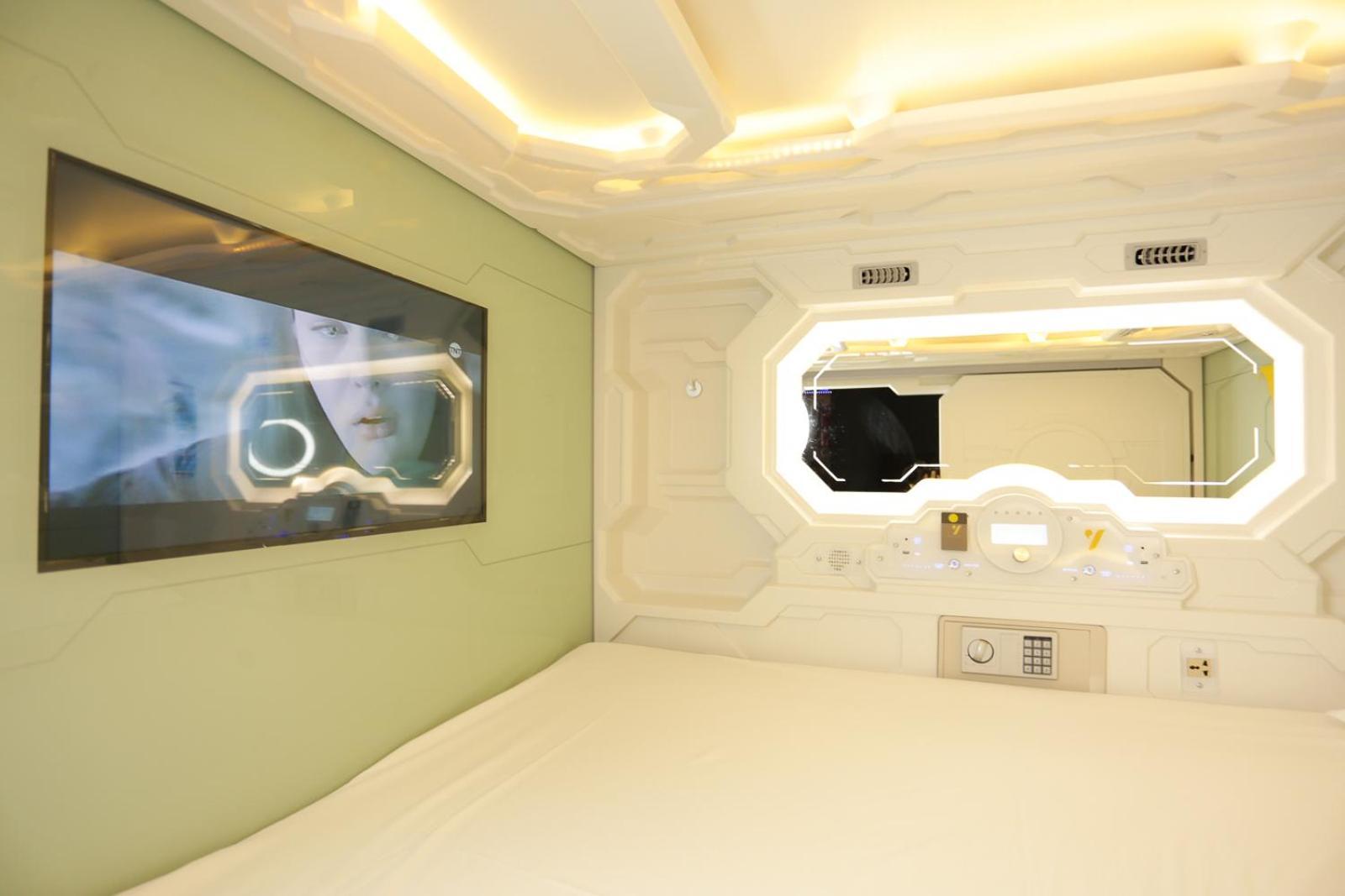 The Yellow Capsule Close To Airport 4* Cancún