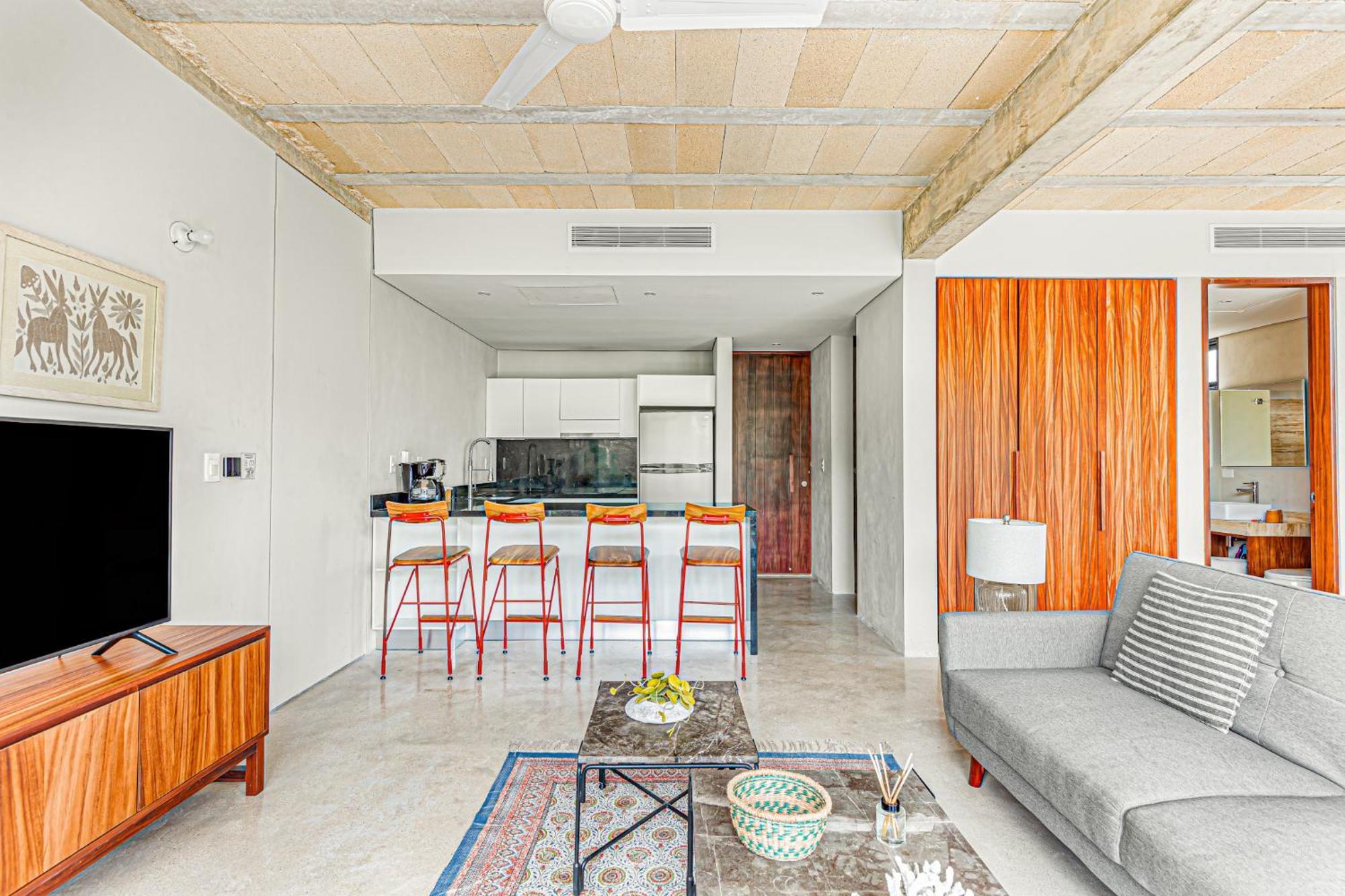 Spacious Large Loft With Pool Cancún