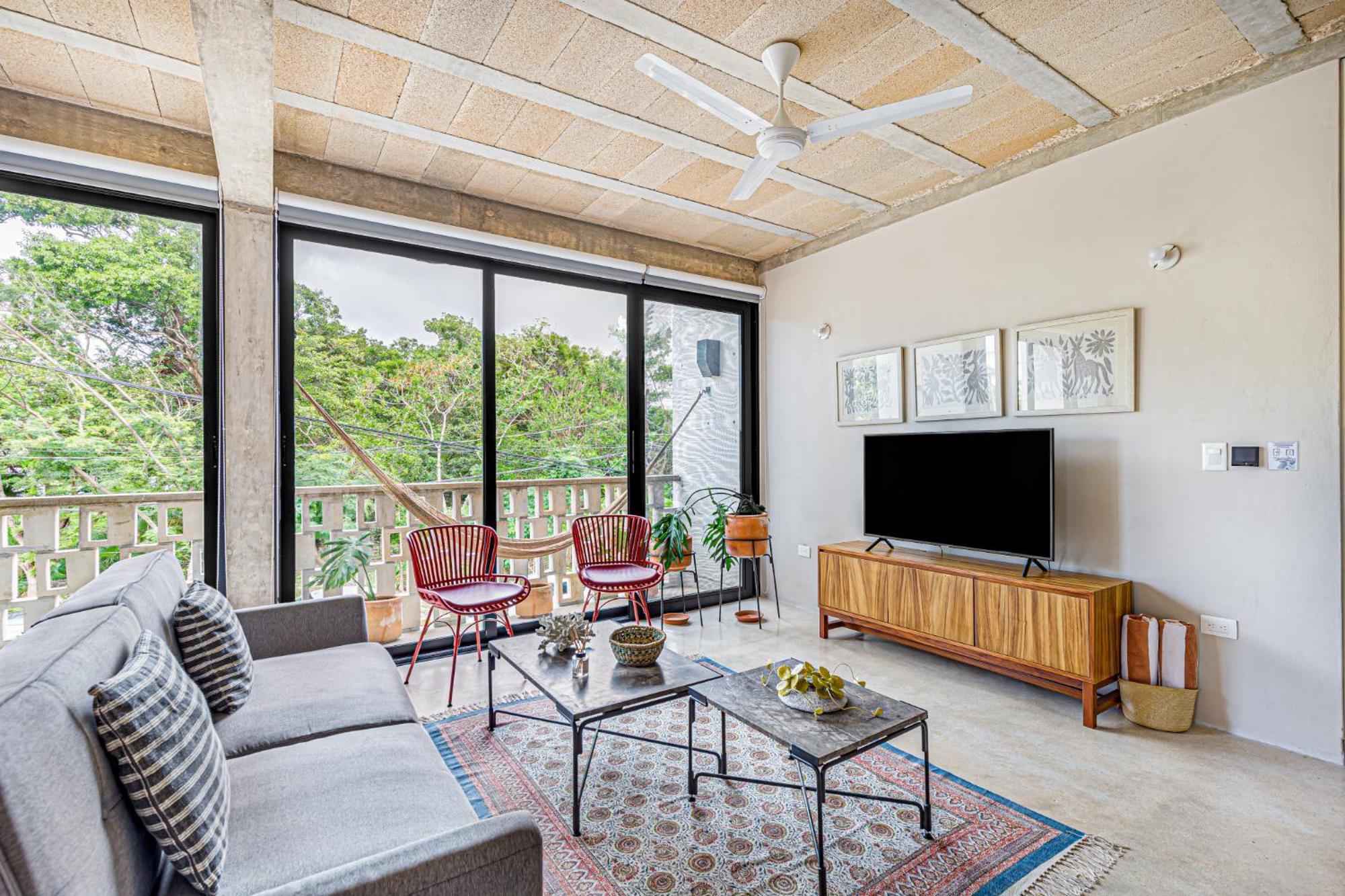 Spacious Large Loft With Pool Apartamento