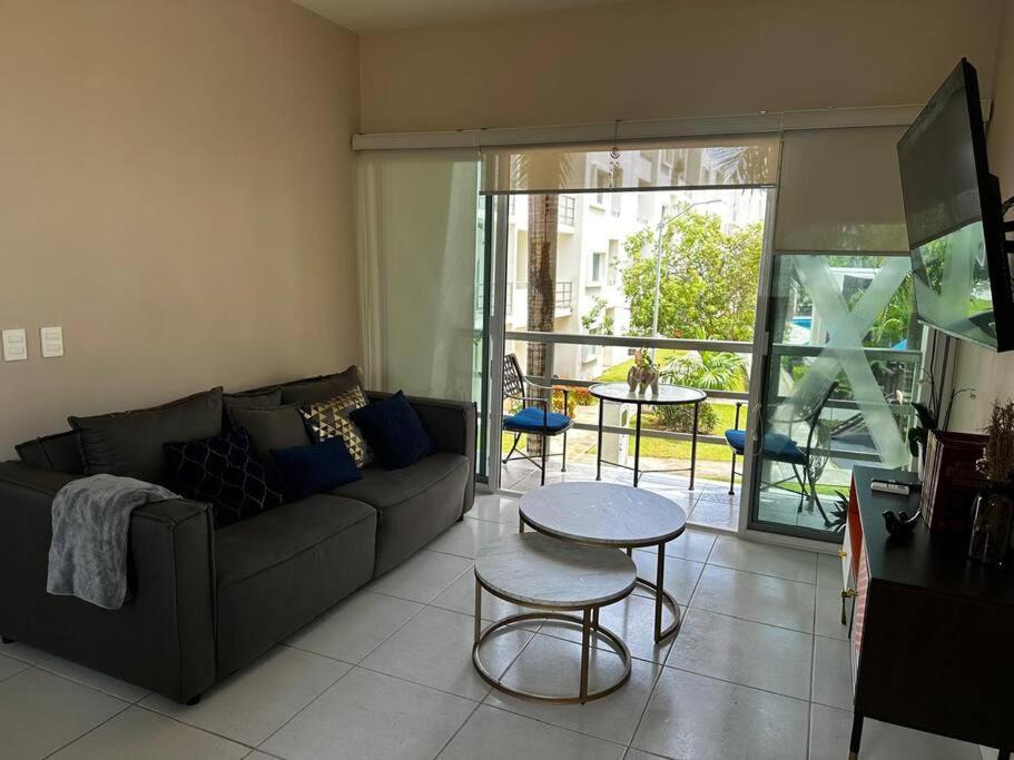 Hermoso Departamento Con Alberca Y Seguridad * Cancun