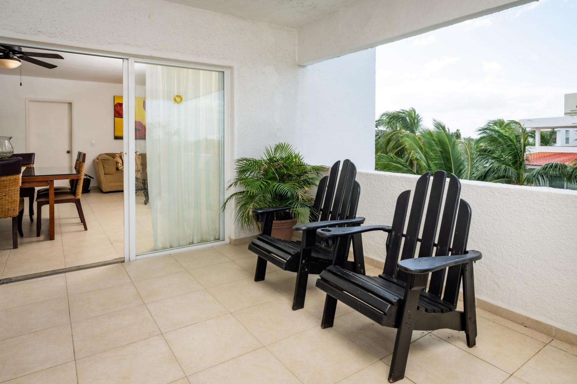 Apartahotel Oceanfront In Complex