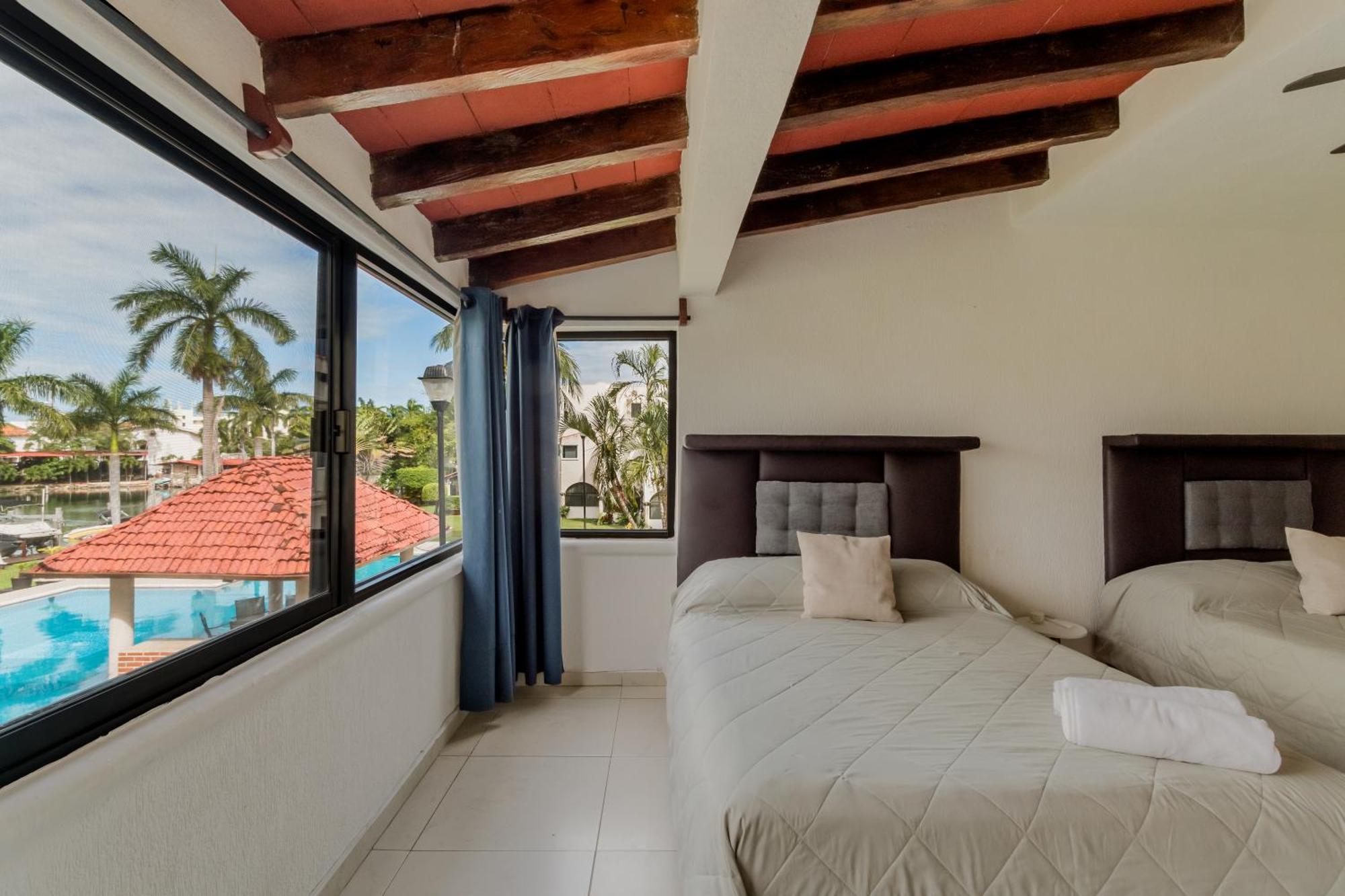 Chic Lagoon Front By Casa Paraiso * Cancun