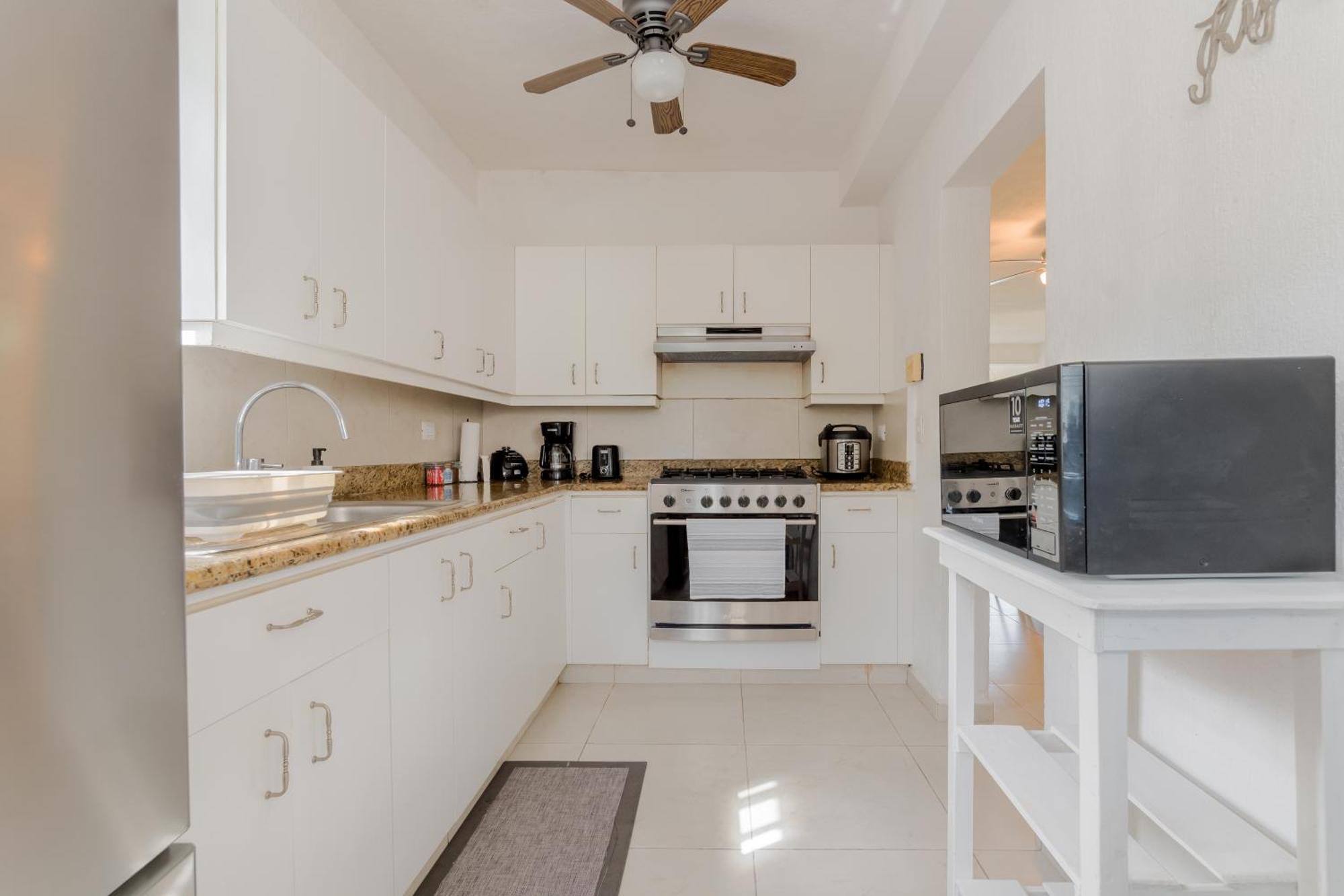 Chic Lagoon Front By Casa Paraiso Apartment *