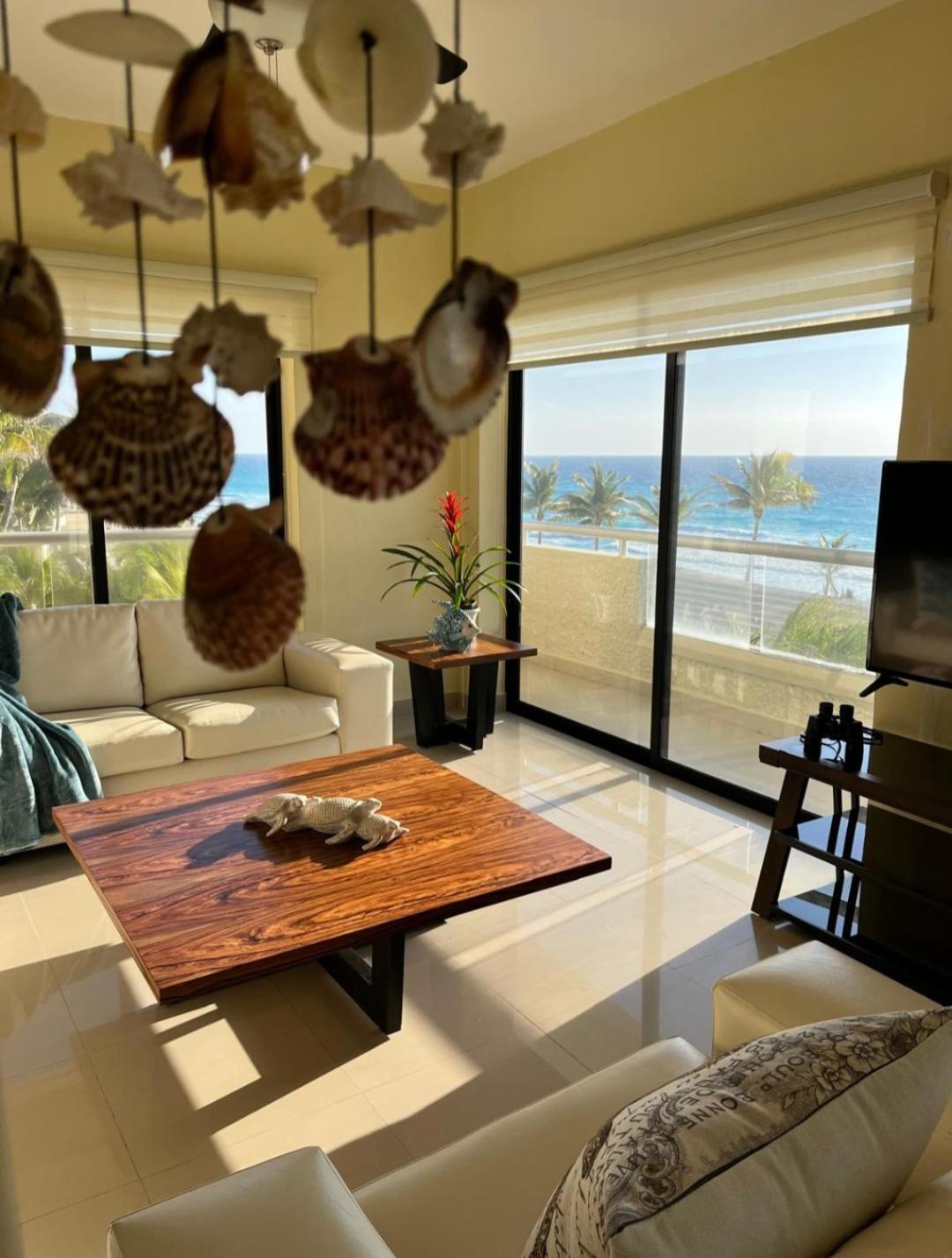 Luxury Ocean Front With Activities & Entertainment Apartahotel Cancún