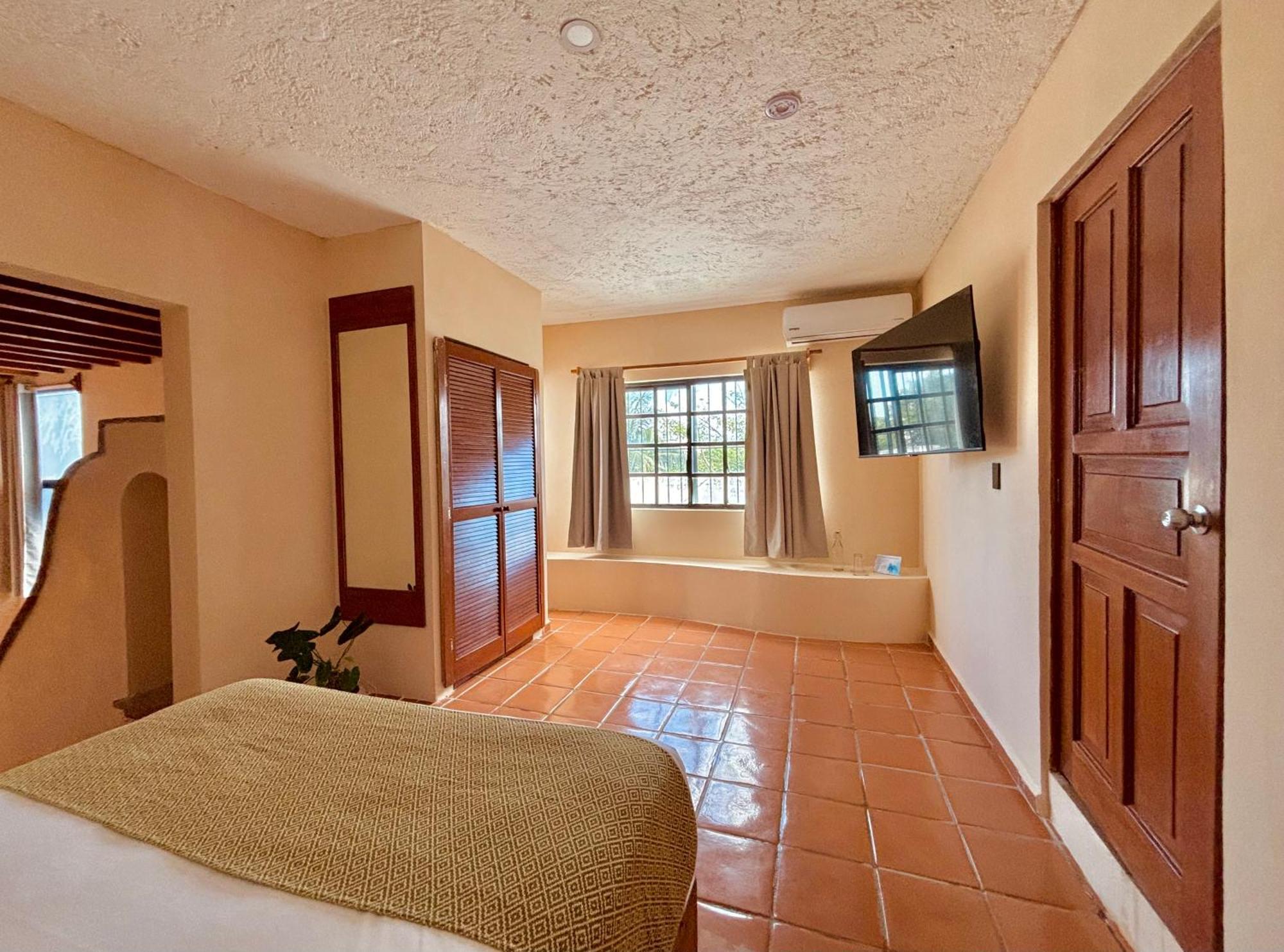 Enigmatic Experience Hotel 4*
