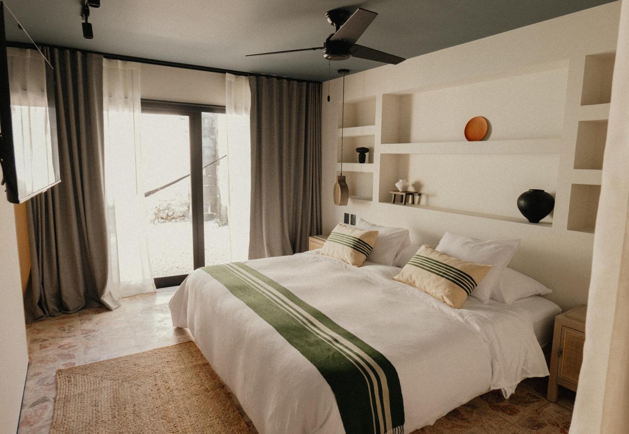 Hotel Ixum, Casa Boutique *