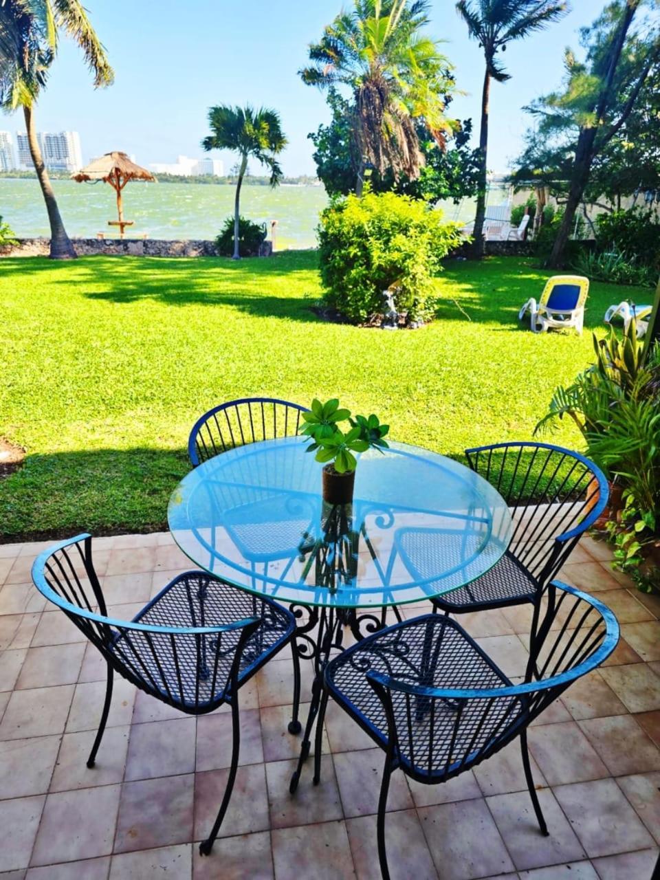 2br W/ Lagoon View & Pool In Zone Apartamento Cancún