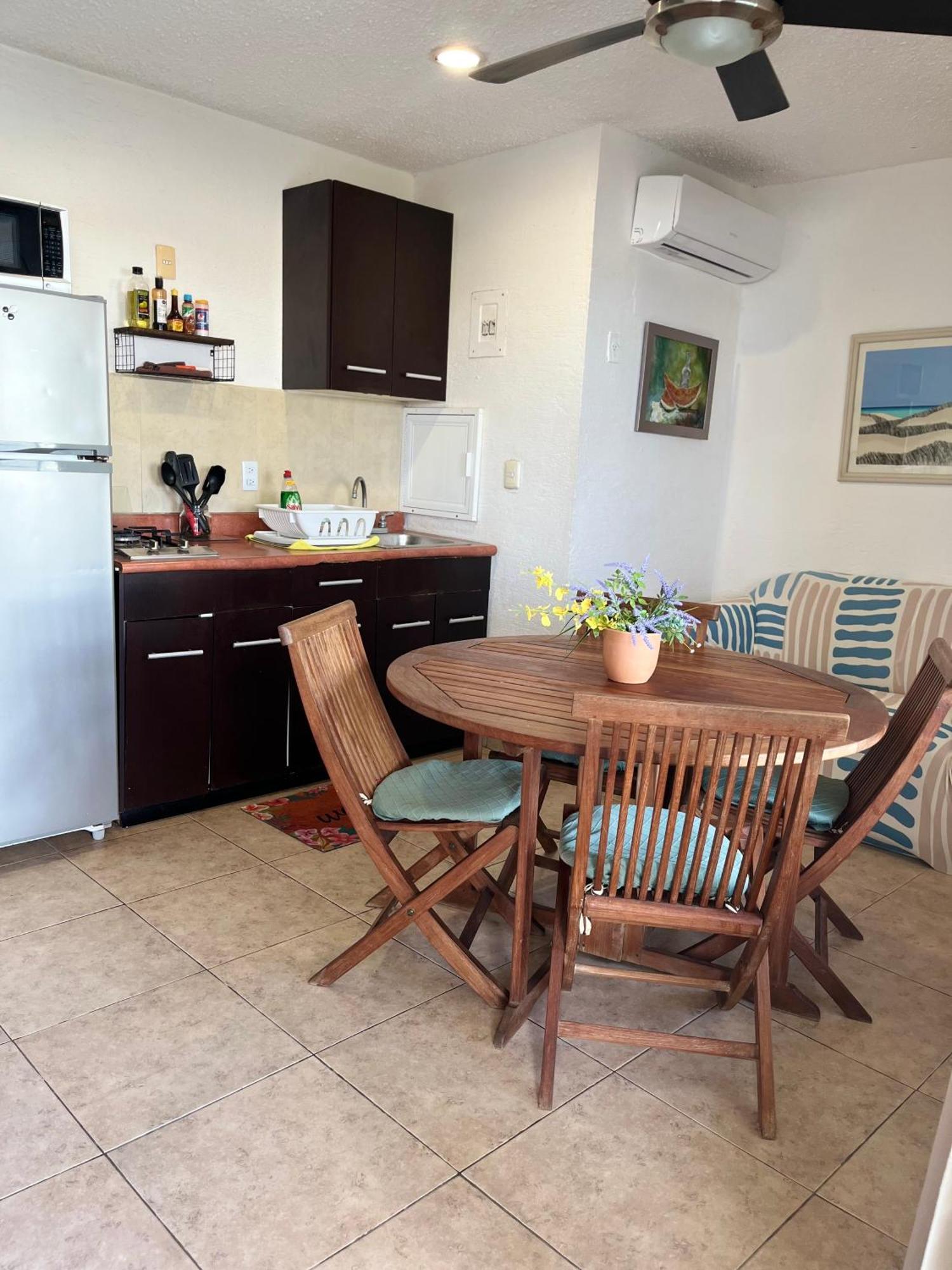 Great Price, Beautiful And Pool, 1 Bedroom Cancún