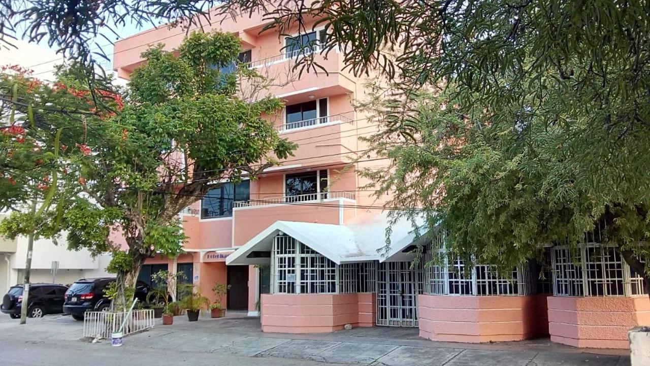 Ikaro Hotel 3*