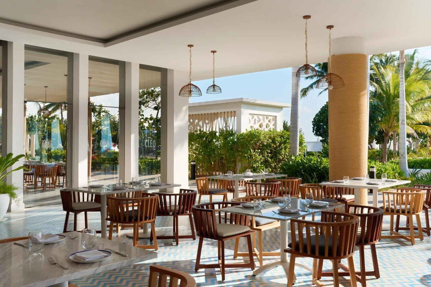 Resort Sls Playa Mujeres 5*
