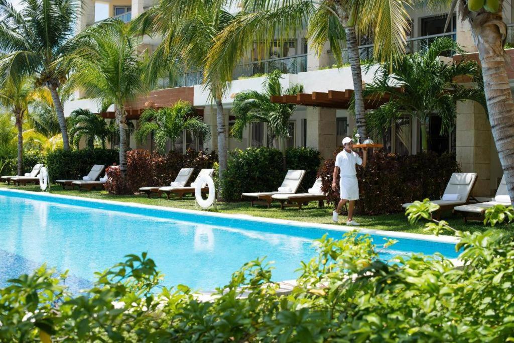 Hotel Excellence Playa Mujeres (adults Only)
