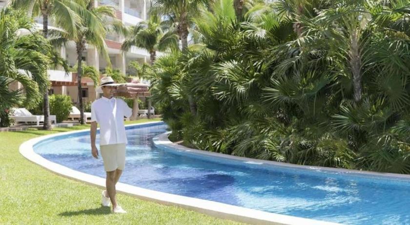 Hotel Excellence Playa Mujeres (adults Only) 5*