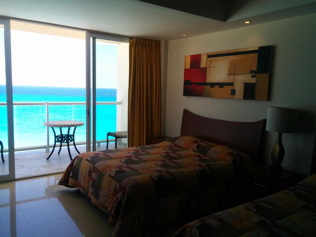 Zone Apartahotel