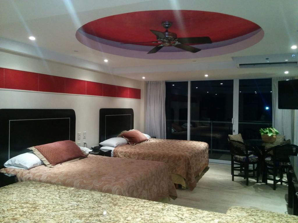 Zone 3* Cancún