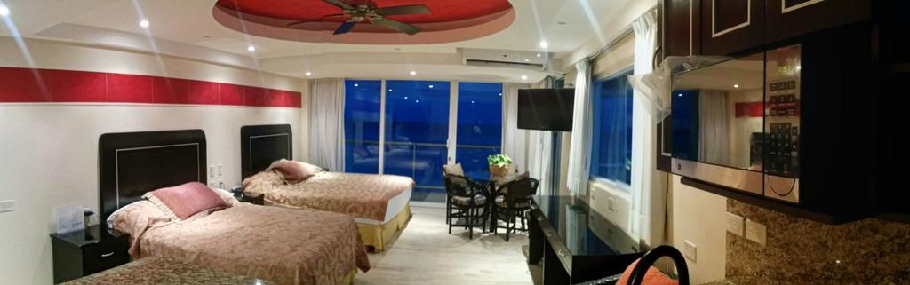Zone Apartahotel