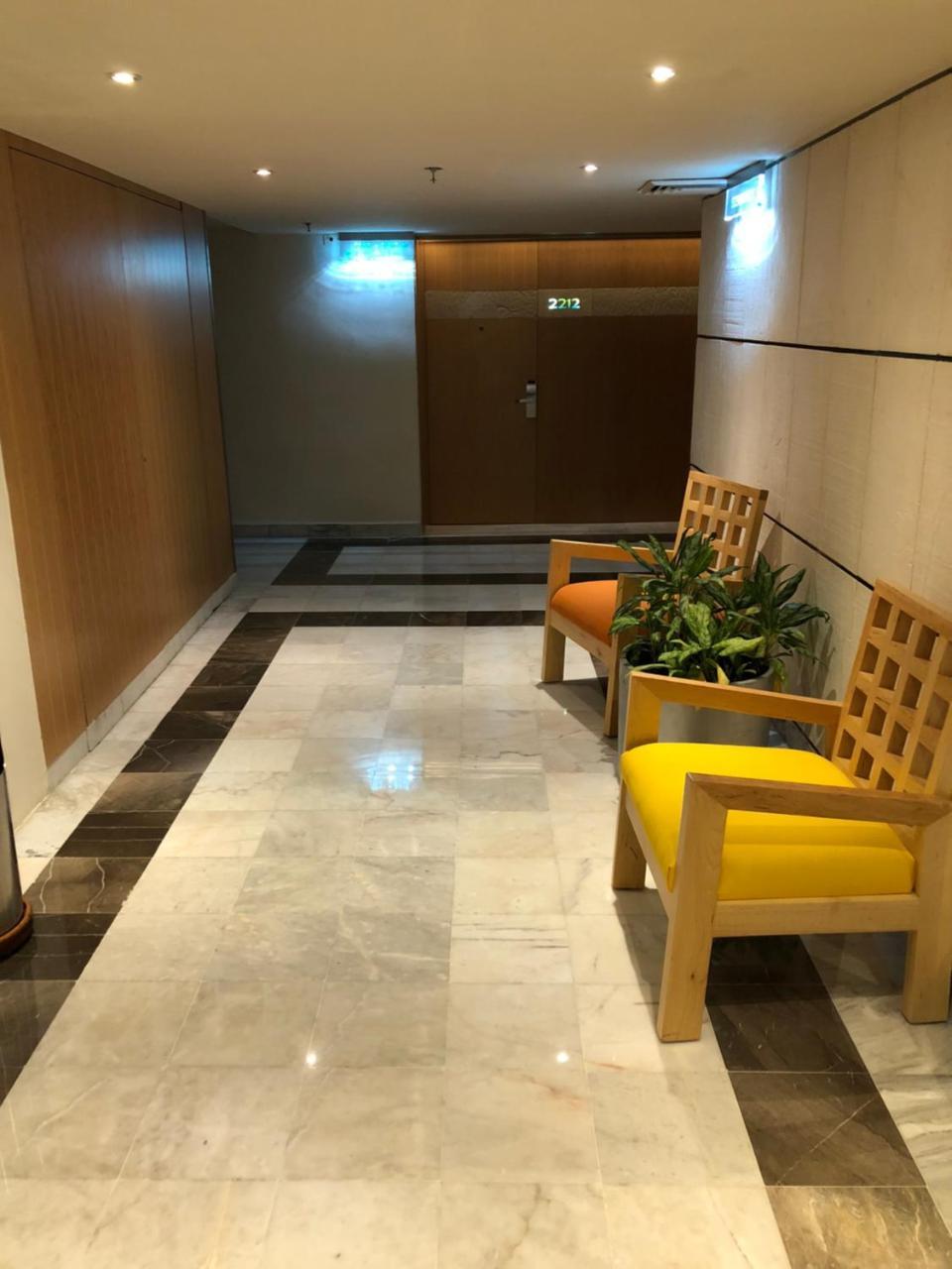 Aparthotel In Ocean Front 3*