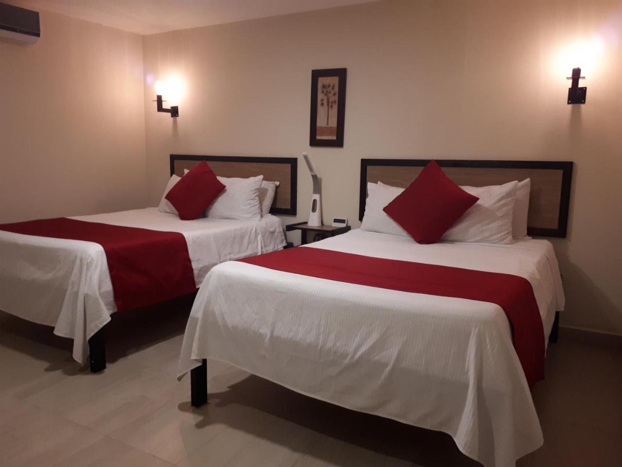 Brisas 10 Beachside Apartamento