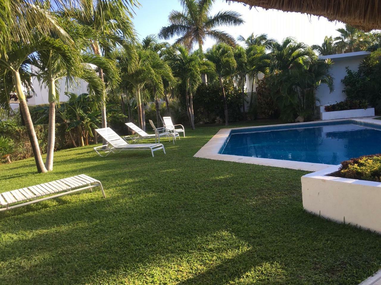 Apartamento Large House - Walking To - 10 Guests! *