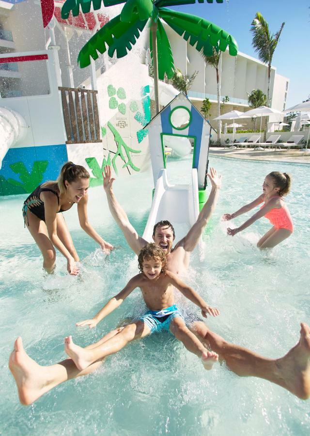 Resort Family Selection At Grand Palladium Select Costa Mujeres