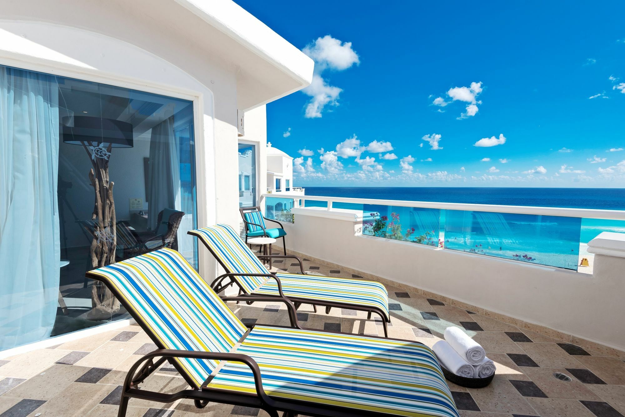 Sunscape Cancun All-Inclusive Resort & Spa Resort