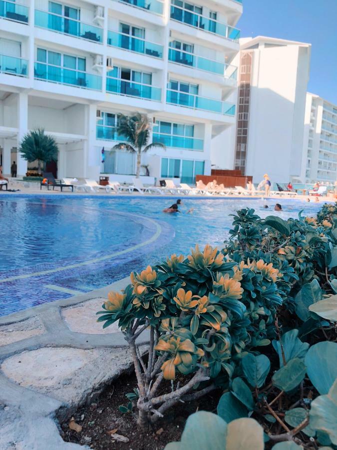 Ocean Front Studio Apartamento