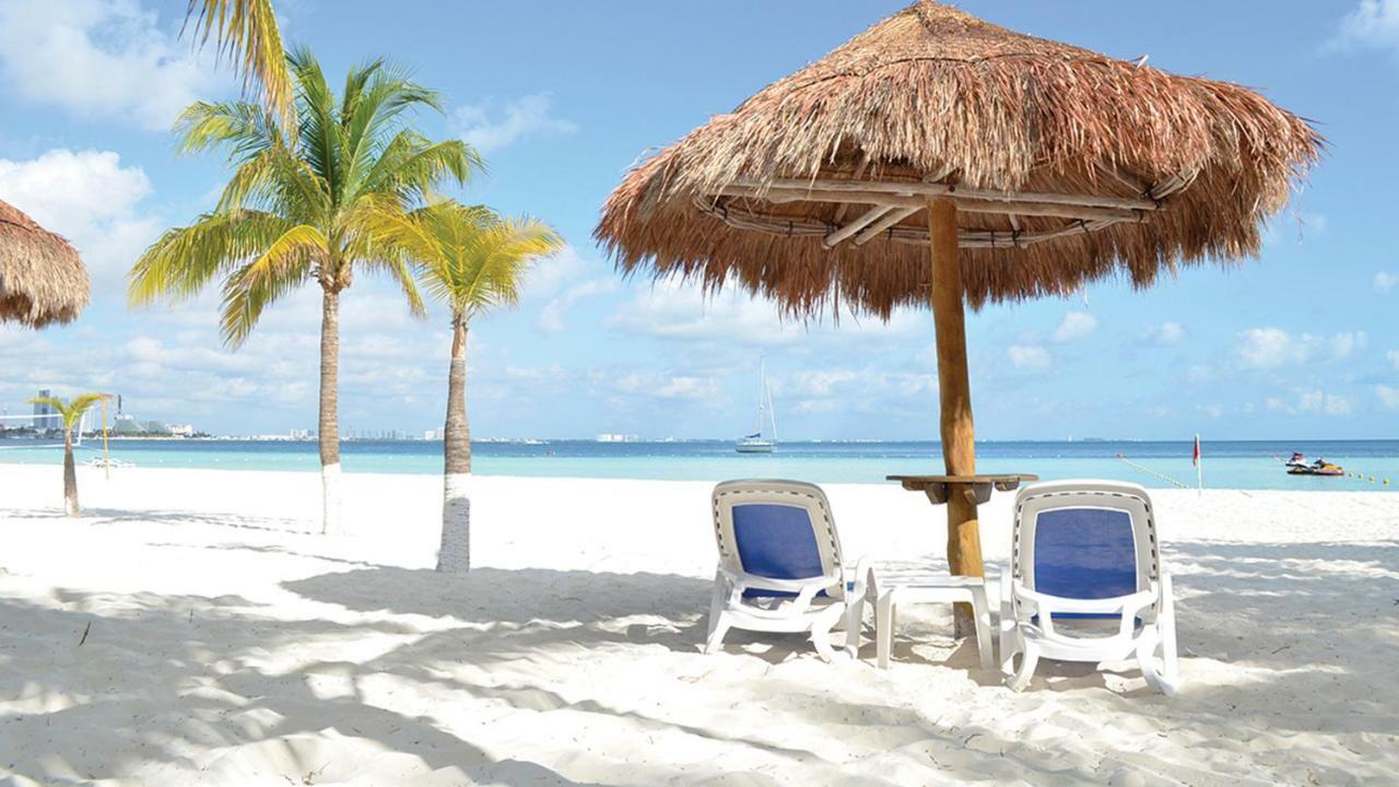 Beachfront Apartamento Cancún