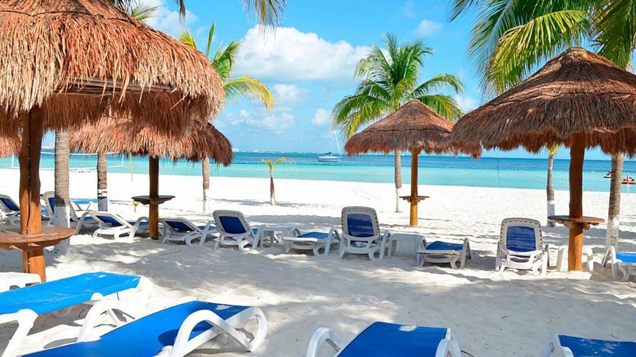 Beachfront Apartamento *