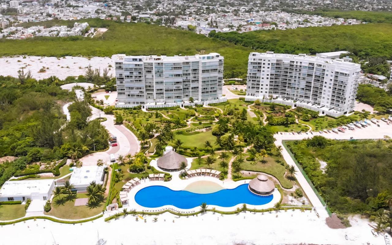 Ocean Beachfront 4 Bdr -amazing Oceanview Apartamento Cancún