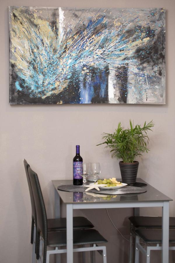 And Art Hotel 2*