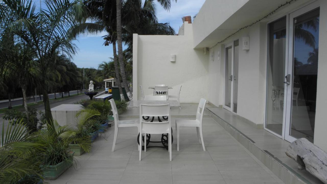 Brisas 10 Beachside Apartamento *