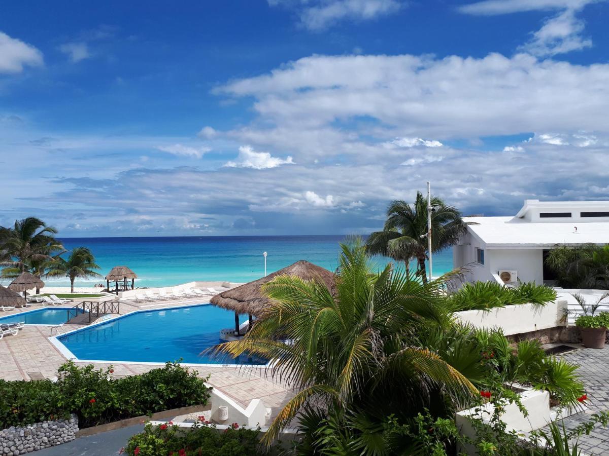 Brisas 10 Beachside Apartamento