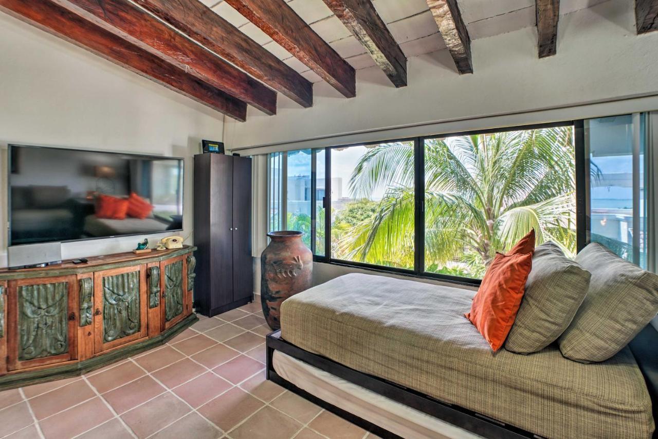 Сasa de vacaciones Updated Oceanside Townhome With Pool Walk To Beach!
