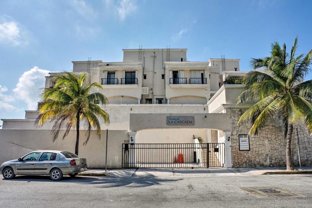 Сasa de vacaciones Updated Oceanside Townhome With Pool Walk To Beach!